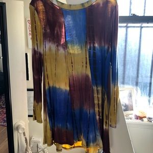 Flowy tie dye long sleeve dress